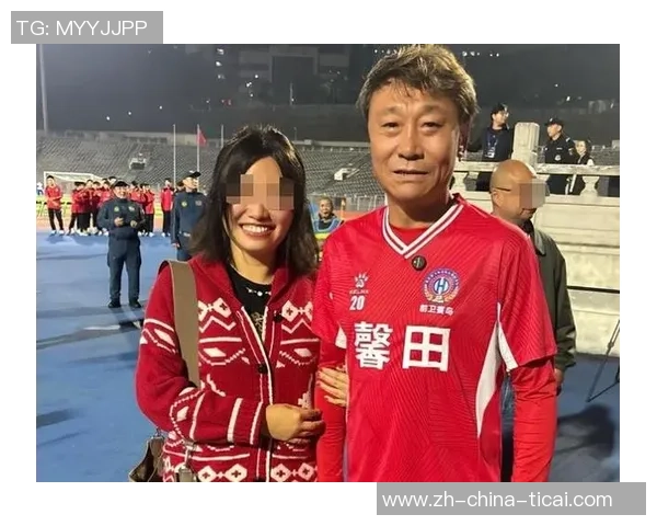 足球明星高峰采访视频揭示职业生涯背后的故事与心路历程